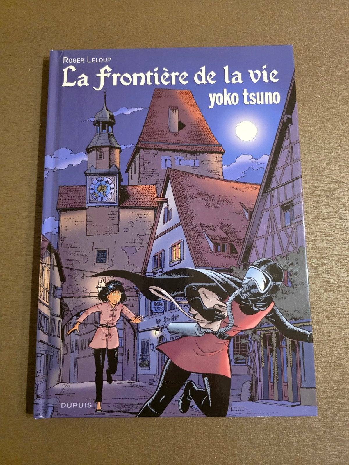Yoko Tsuno The Frontier of Life T7 Grand Forma-editie, Boeken, Roger Leloup, Eén stripboek, Ophalen of Verzenden, Zo goed als nieuw