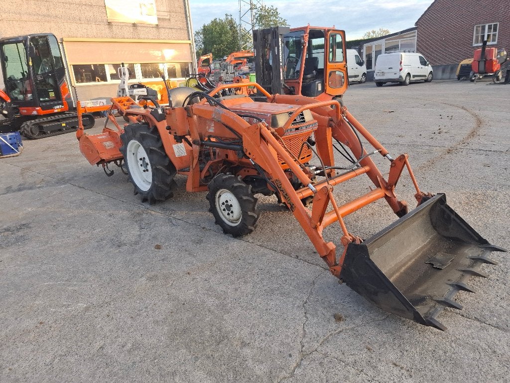 TRACTEUR, Enlèvement ou Envoi