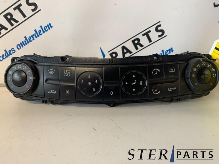 Panneau de commandes chauffage d'un Mercedes E-Klasse, 3 mois de garantie, Utilisé, -, -