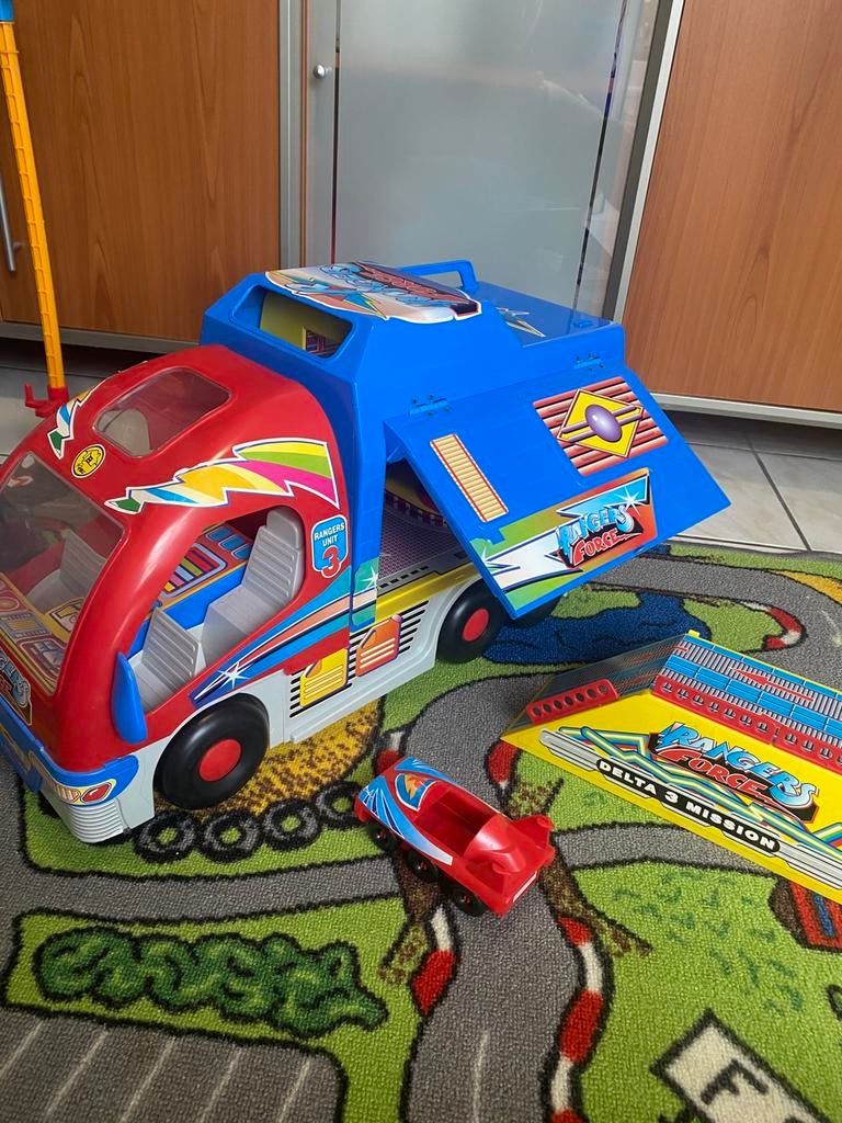 Vrachtwagen speelgoed, Ophalen, Zo goed als nieuw
