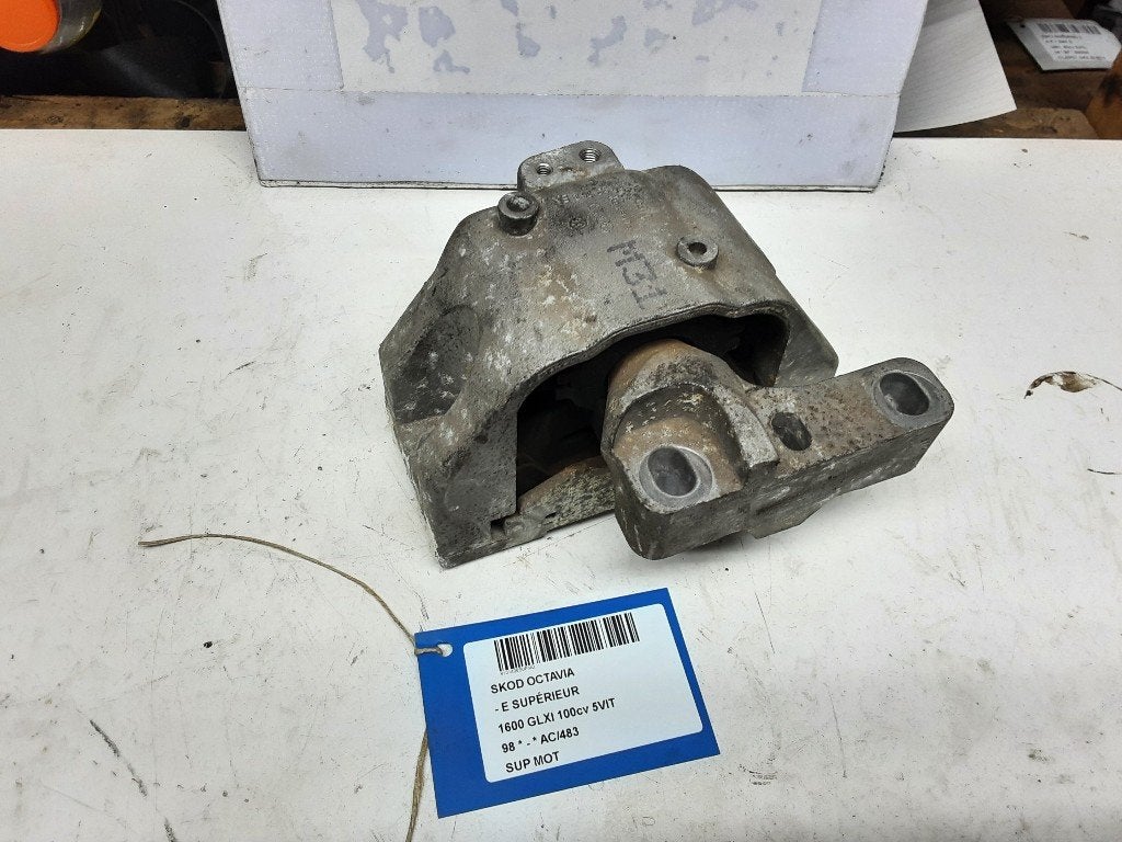 MONTAGE MOTEUR Skoda Octavia (1U2) (1J0199262BN), Utilisé, Info@skoda-auto.de, Skoda, Max-Planck-Straße  3-5
64331  Weiterstadt, DE