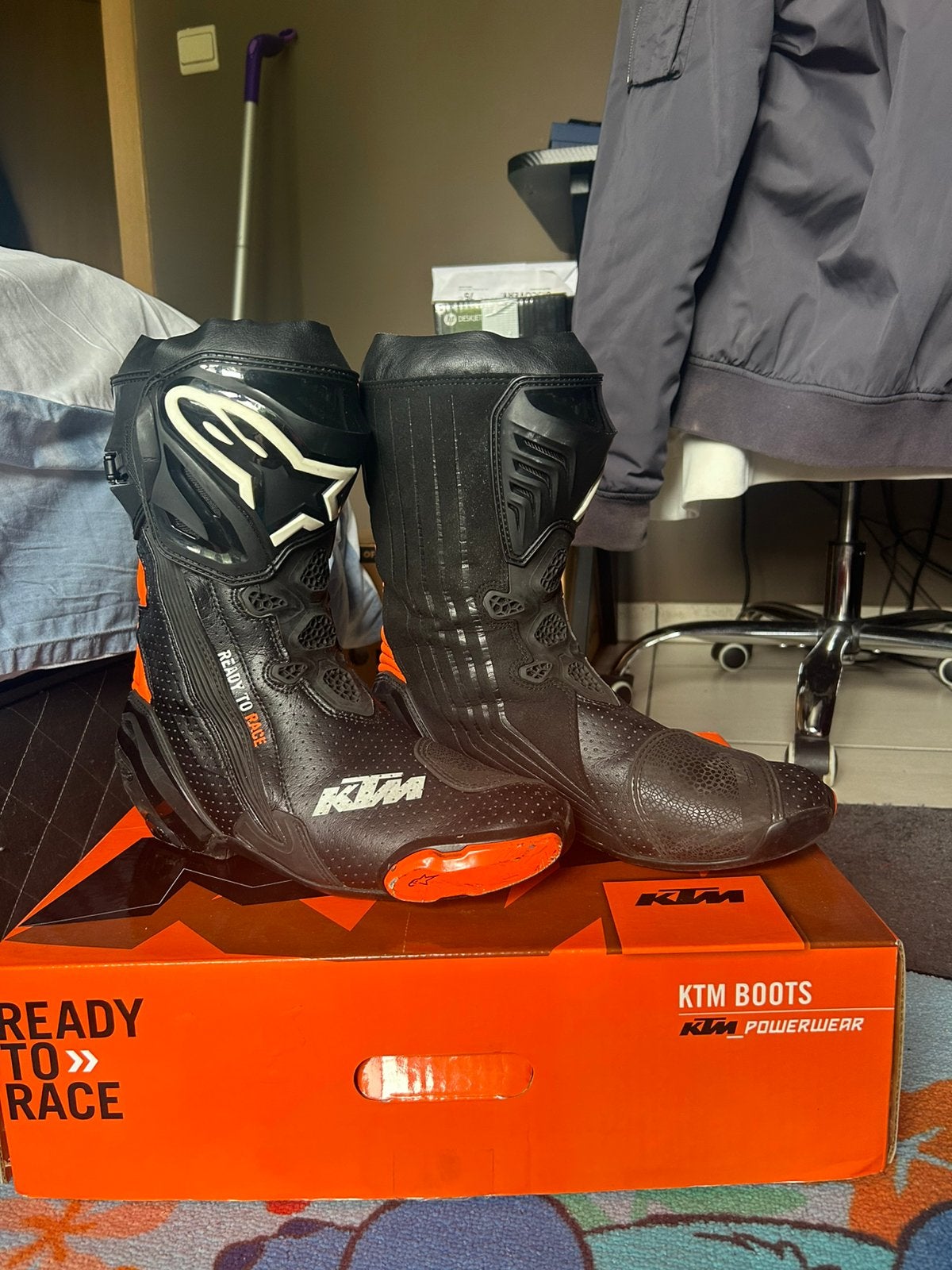 KTM alpinestars Supertech R (Motorbotten), Motos, Enlèvement