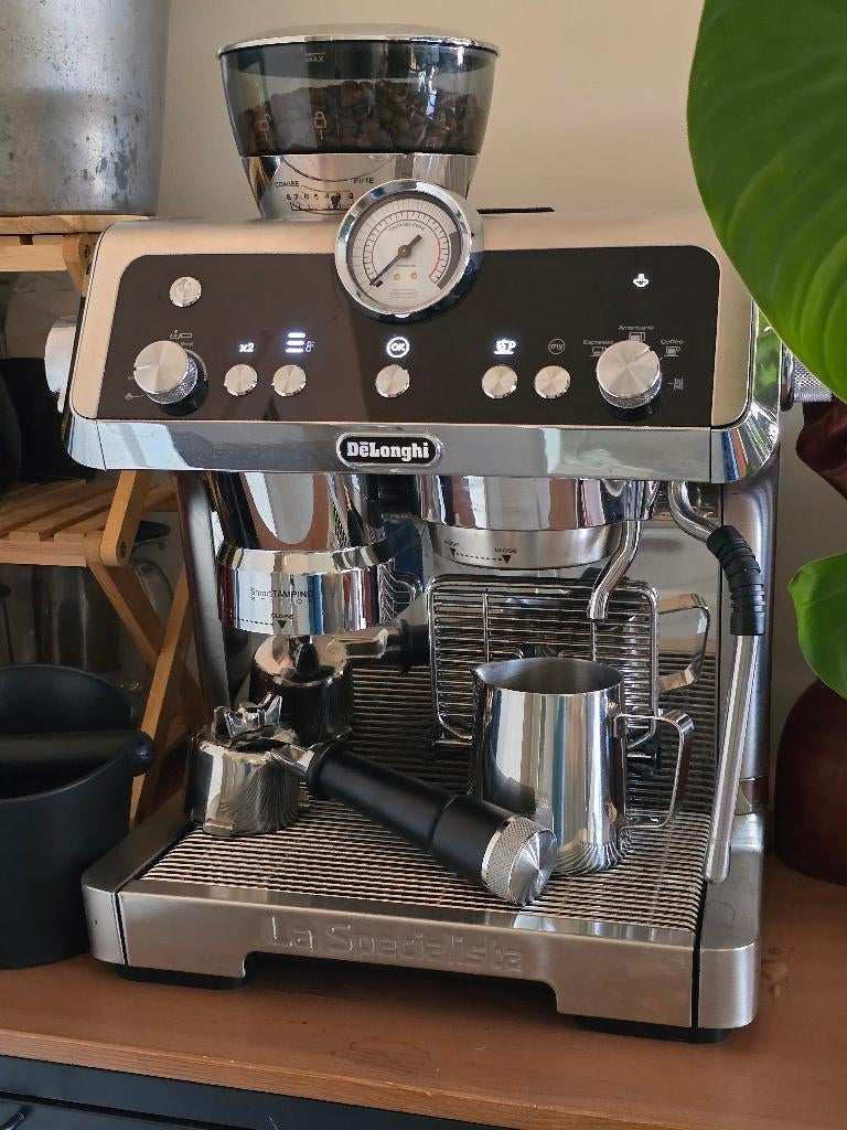 DeLonghi Espresso Machine, Enlèvement, Comme neuf