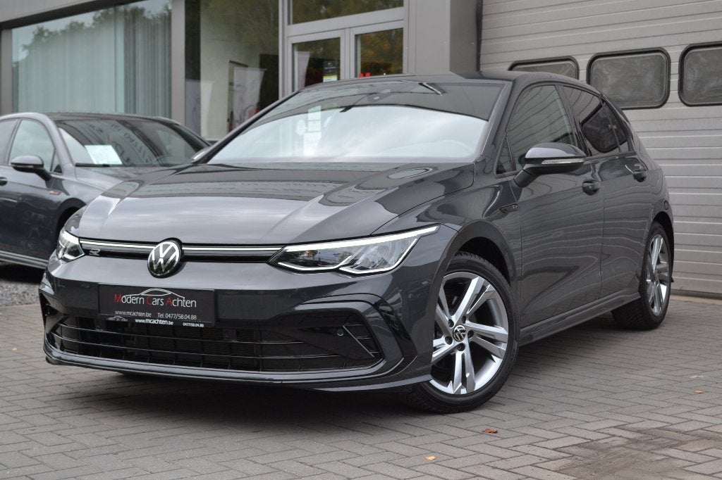 Intérieur et extérieur de la VW Golf 8 1.5e FSI « R-Line », Argent ou Gris, Achat, Entreprise, Noir
