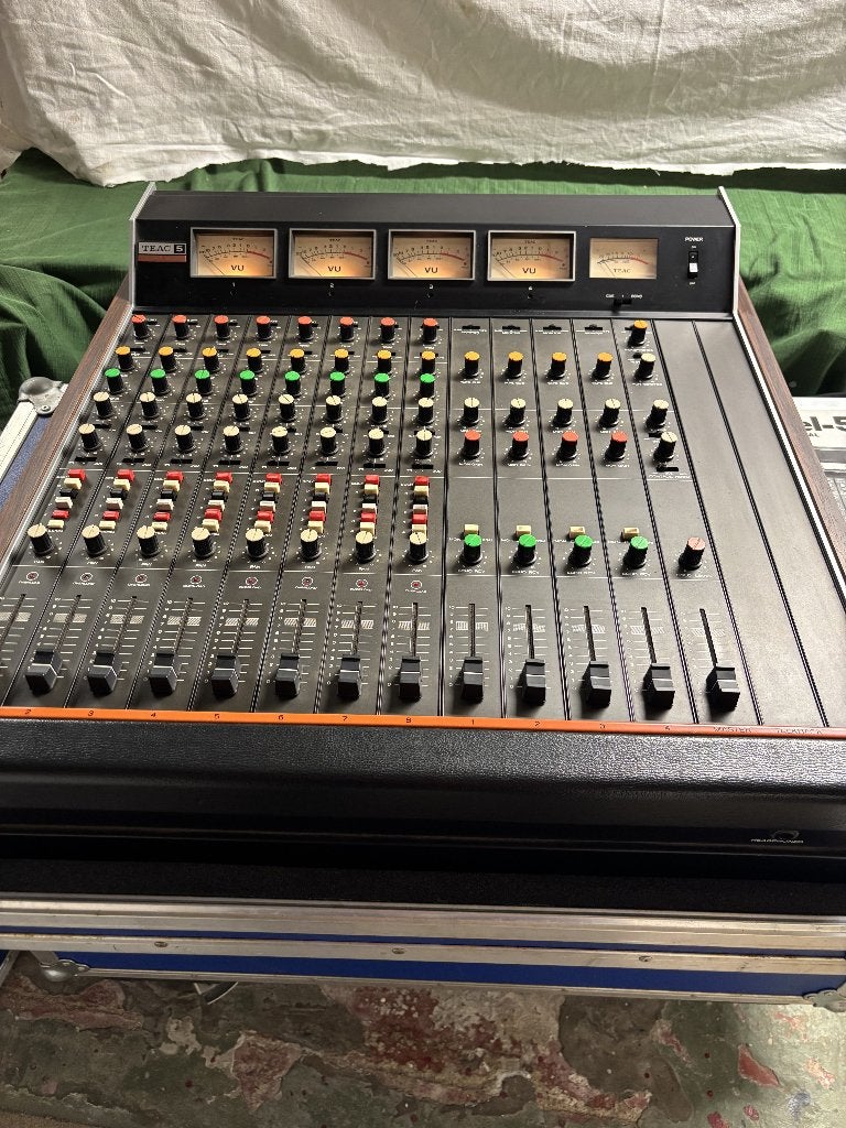 Teac Mengtafel, Musique & Instruments, Enlèvement, Comme neuf, 5 à 10 canaux, Entrée micro