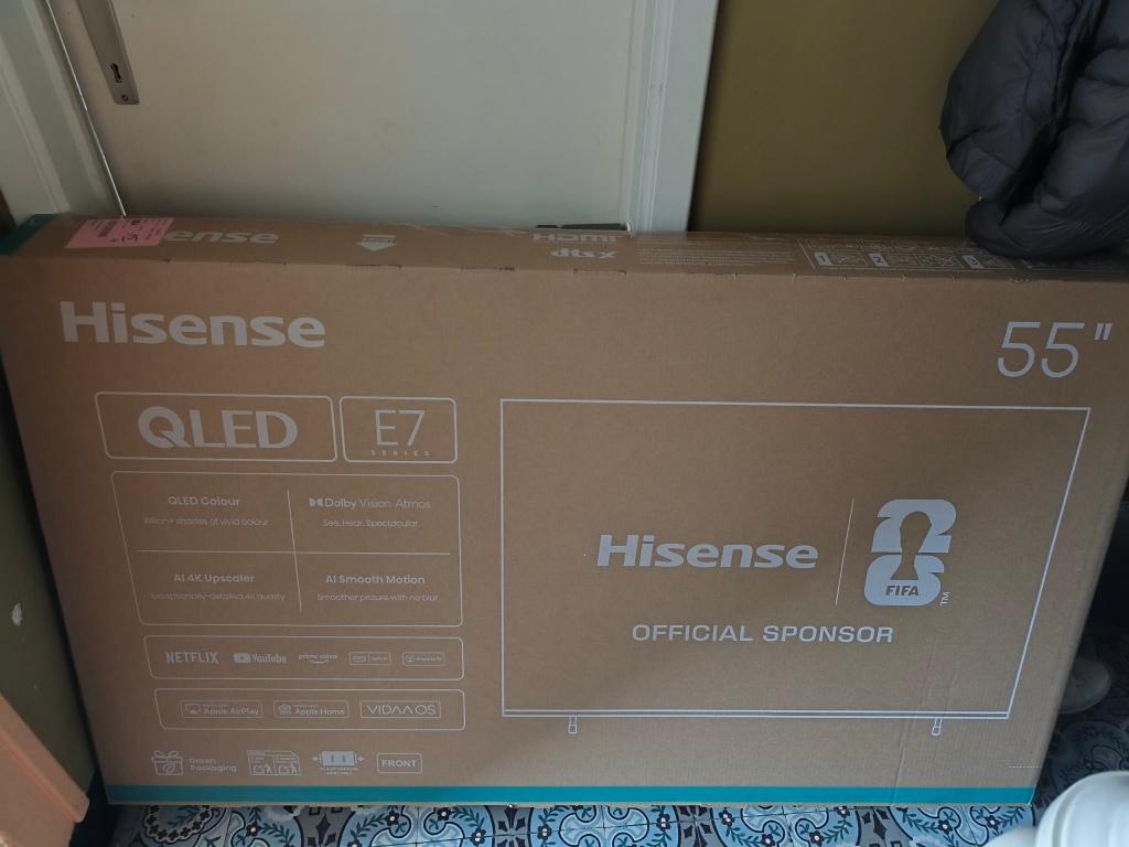 Hisense Qled 55 inch 1 dag oud te groot aangekocht, Audio, Tv en Foto, Televisies, Ophalen, Nieuw, QLED