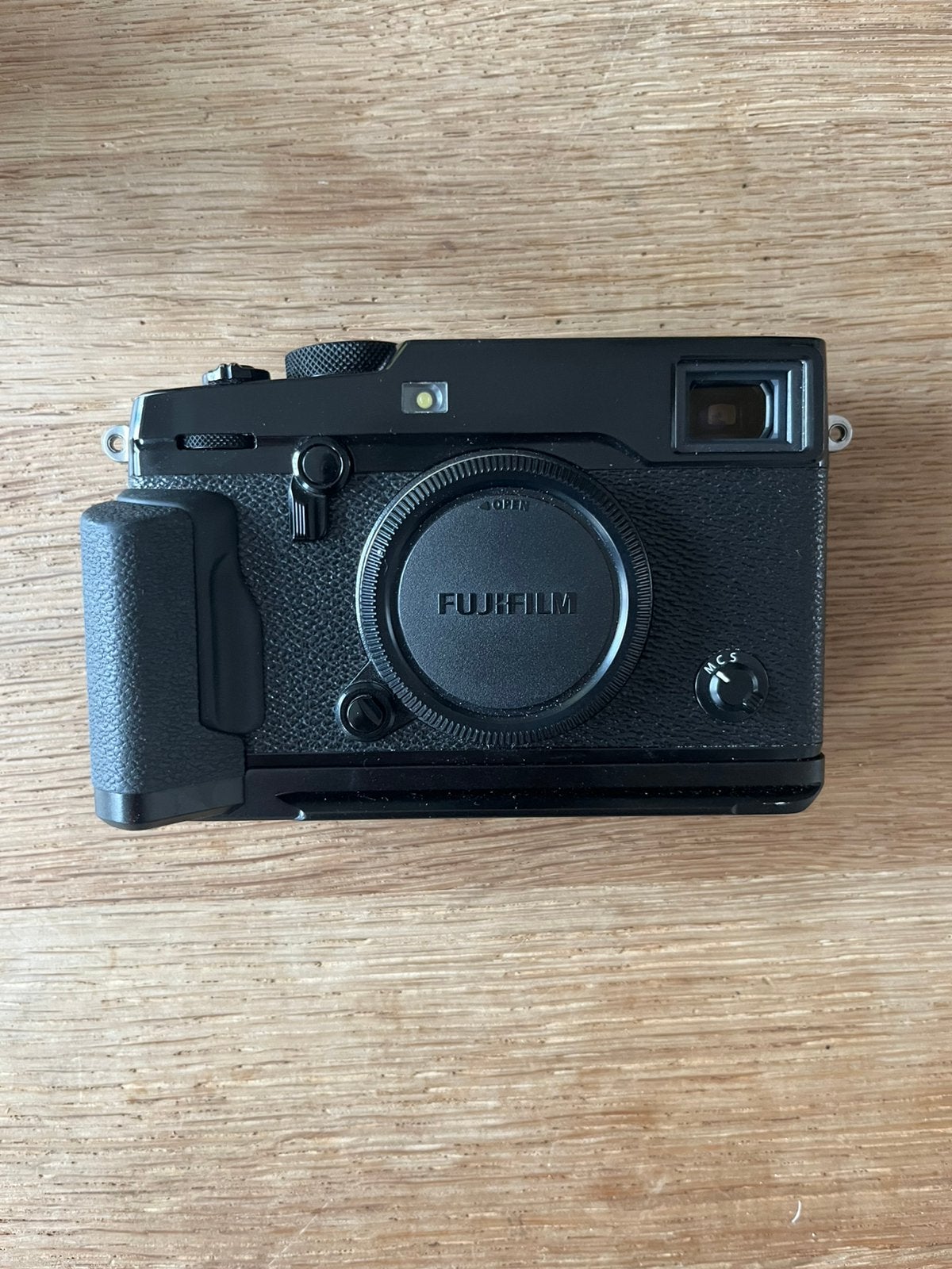 Fujifilm x Pro2 + Leica M mount adapter + accessories, Utilisé, Appareil photo hybride, Poignée, Fujifilm