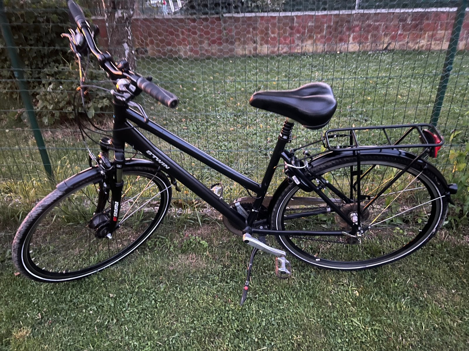 Vélo btwin hoprider 520 femme fille 200€, Fietsen en Brommers, Fietsen | Dames | Damesfietsen, Ophalen