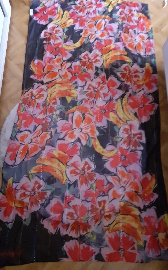 Paréo / étole DESIGUAL, DESIGUAL, Ophalen, Gedragen, Overige typen