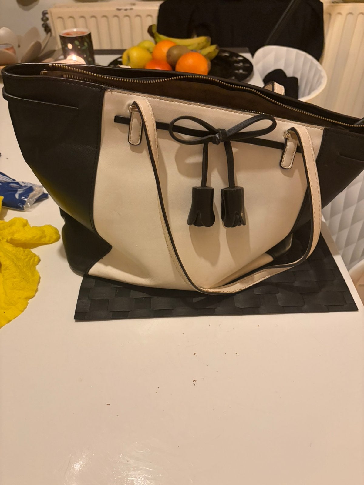 Sac guess, Enlèvement ou Envoi, Comme neuf