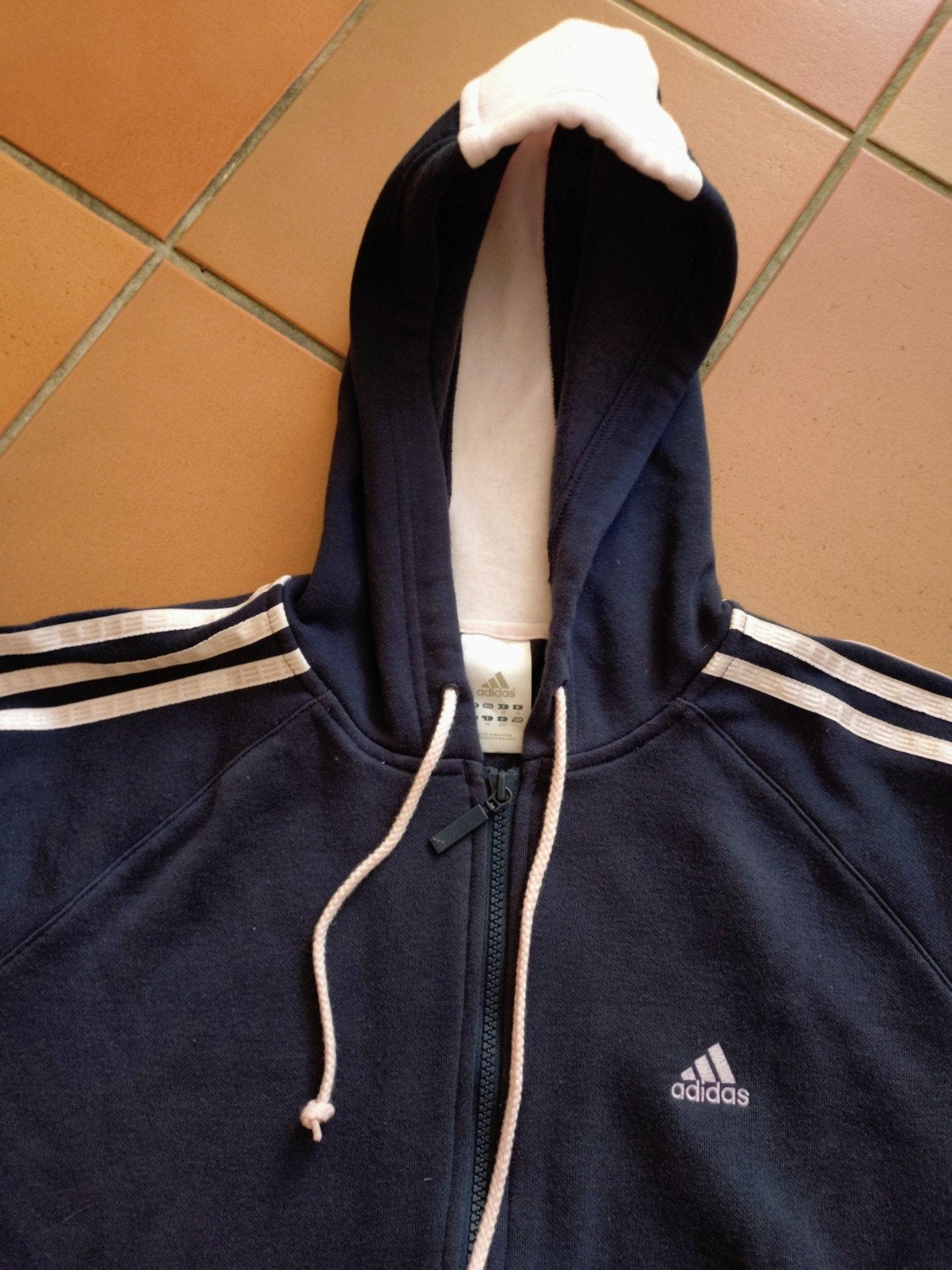 veste de sport ADIDAS neuve, Adidas, Enlèvement ou Envoi, Neuf