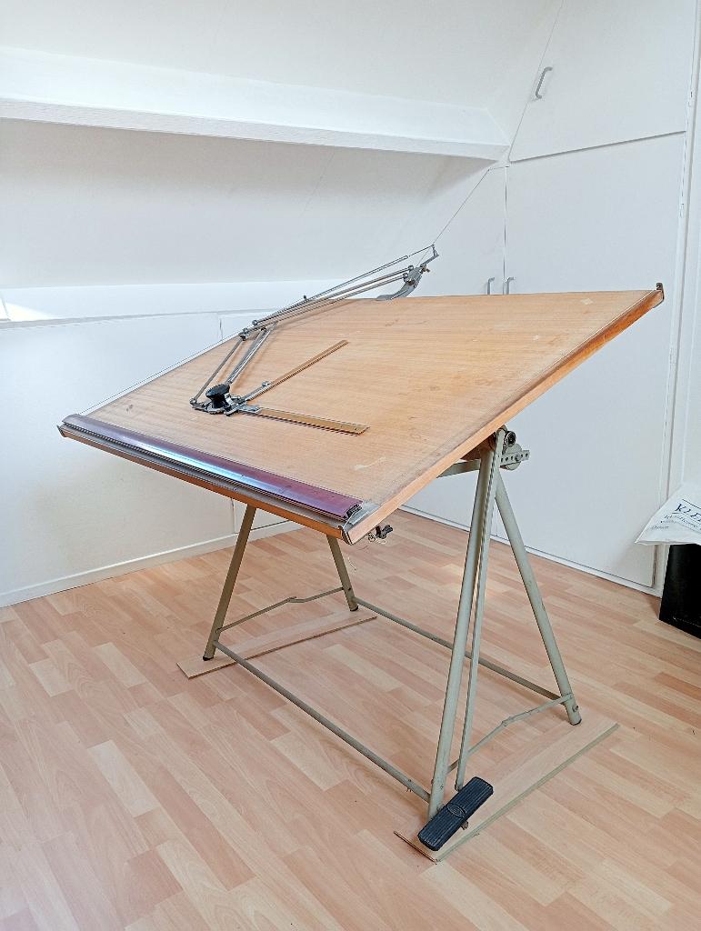 vintage tekentafel, Ophalen, In hoogte verstelbaar, Gebruikt