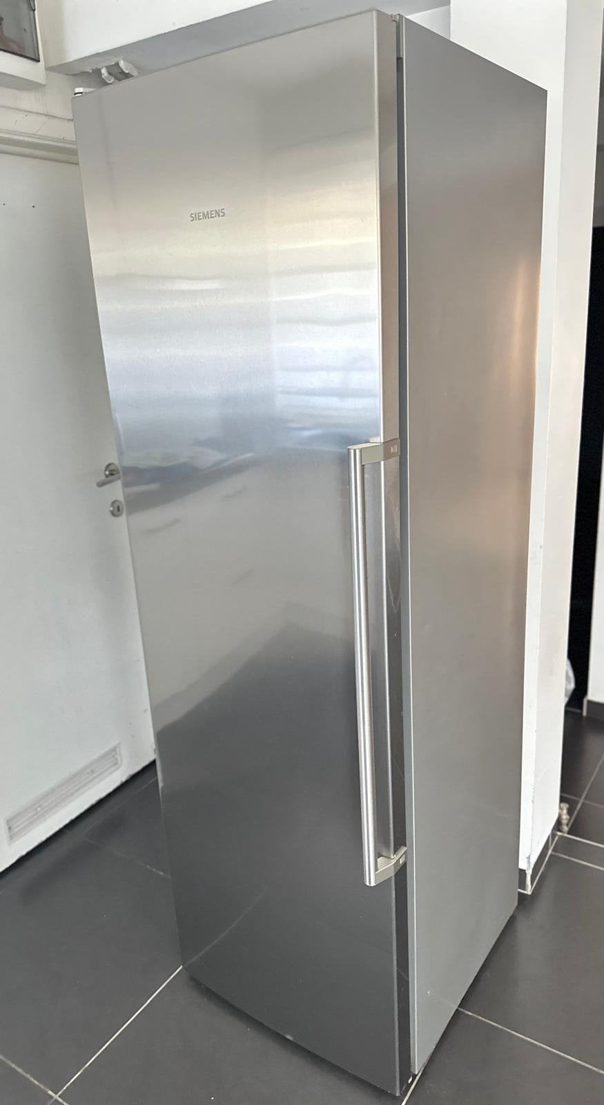 Siemens A+++ vrijstaande koelkast, Ophalen, 200 liter of meer, 60 cm of meer, 160 cm of meer