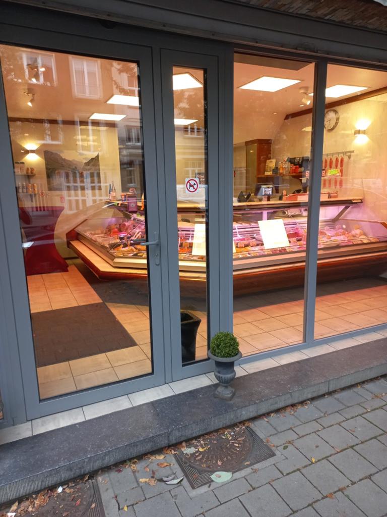Commerce à remettre