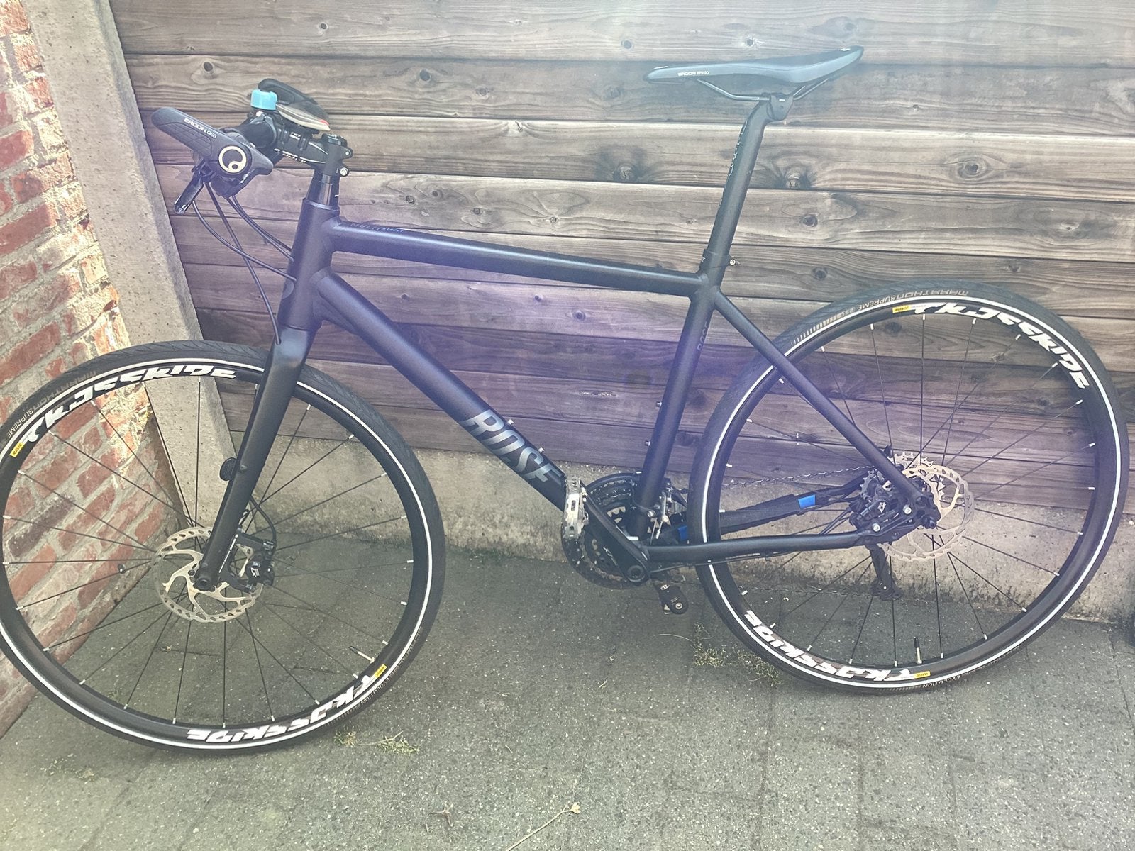 Sportieve fiets, Fietsen en Brommers, 28 inch, Zo goed als nieuw, Meer dan 20 versnellingen, Ophalen