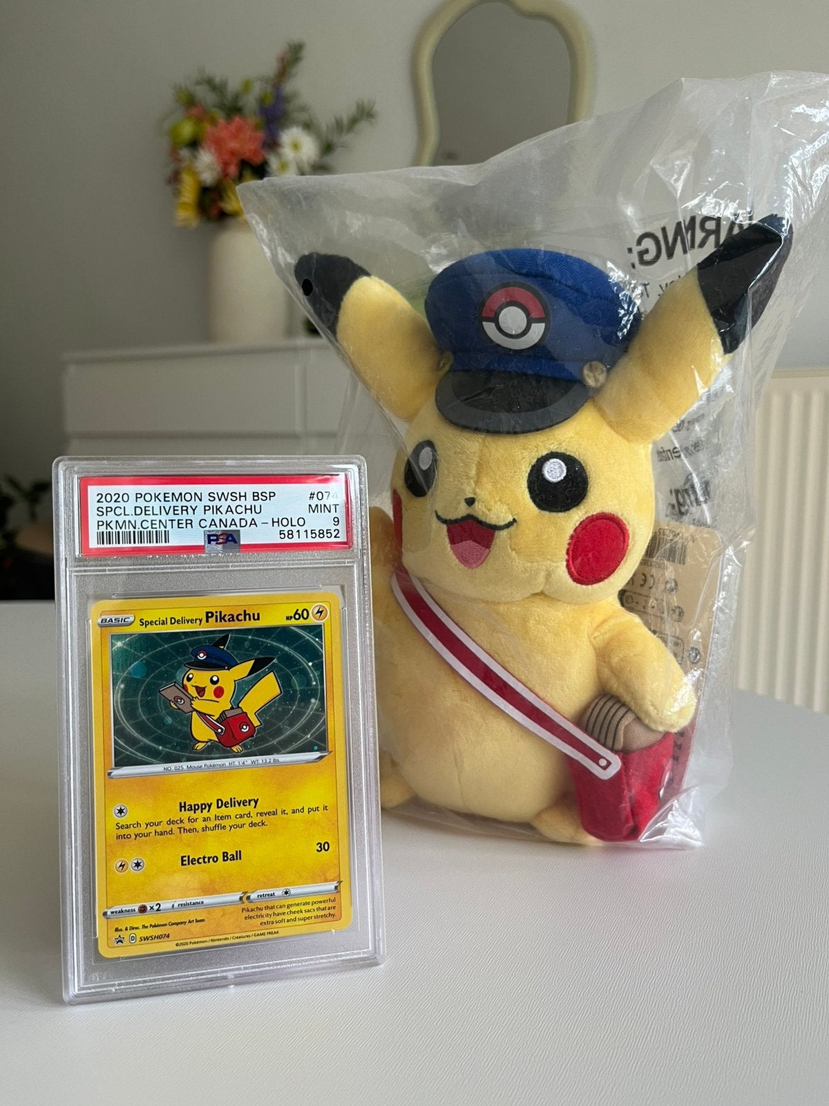 Special delivery pikachu SWSH074, Enlèvement, Comme neuf, Cartes en vrac