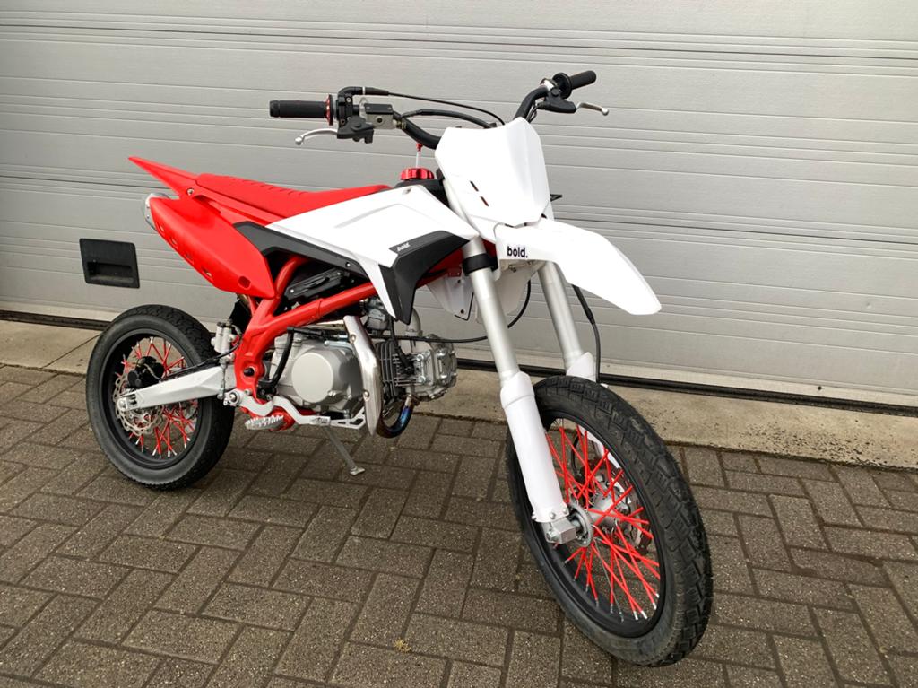 Apollo Thunder pitbike 140cc, Fietsen en Brommers, Ophalen, Zo goed als nieuw, 140 cc, Overige merken