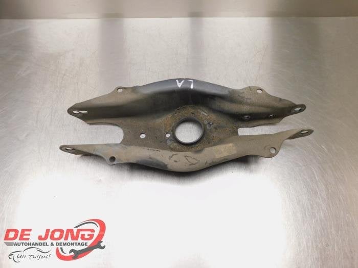 Cuvette de ressort arrière gauche d'un Mercedes E-Klasse, 3 mois de garantie, Utilisé, -, -