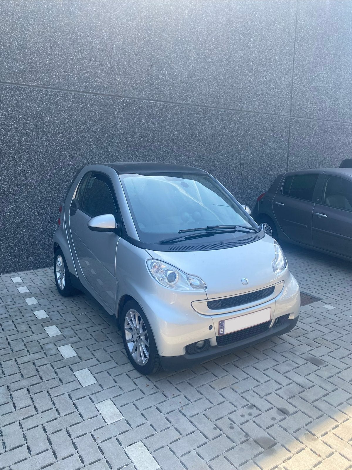 SMART FORTWO / 24.690 km / RÉVISION AVANT VENTE / CT OK, Autos, Smart, Achat, Climatisation automatique, 2 places, Noir