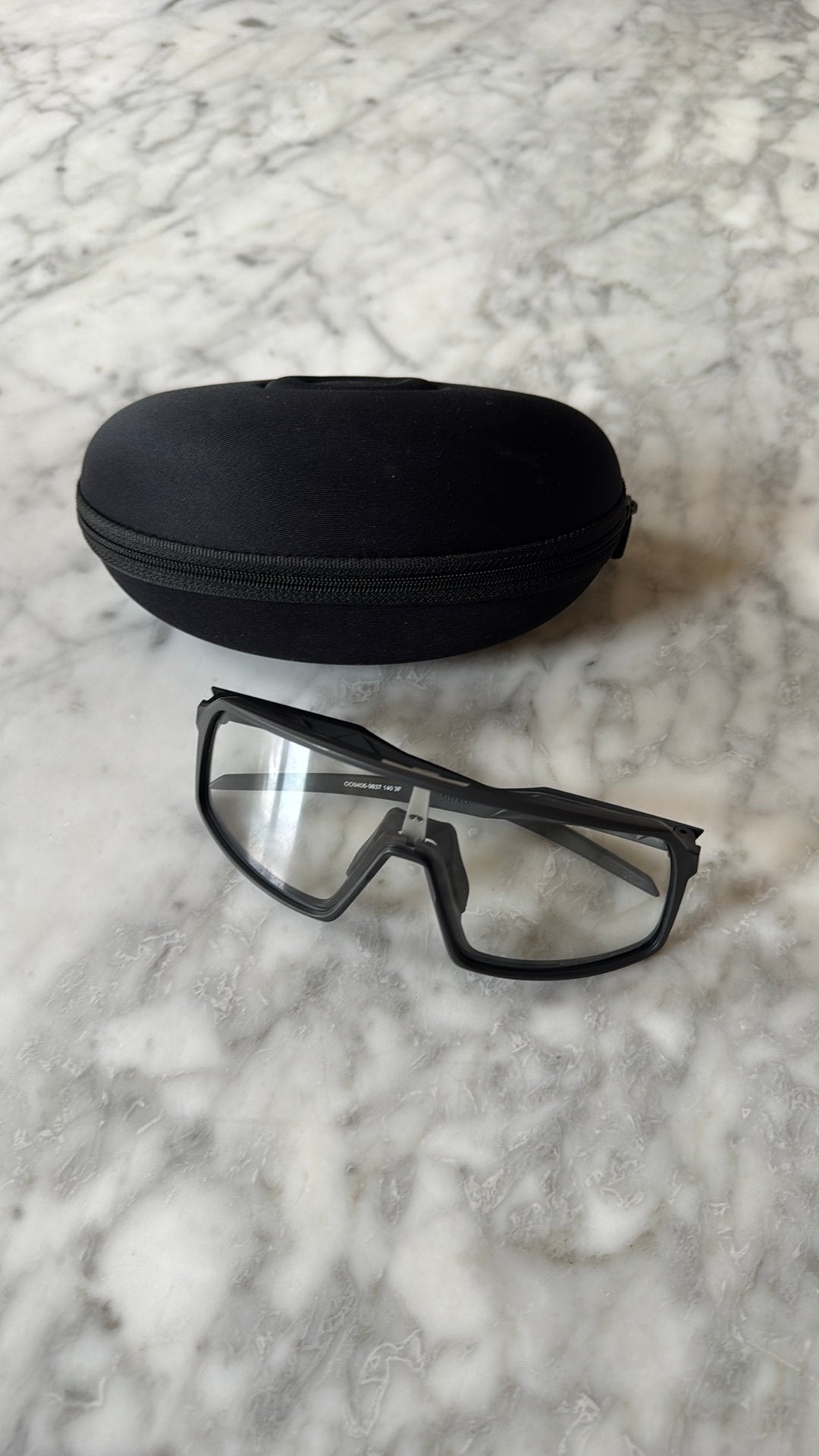 Gloednieuwe Oakley Sutro Photochromic Fietsbril, Bijoux, Sacs & Beauté, Enlèvement ou Envoi, Neuf, Oakley