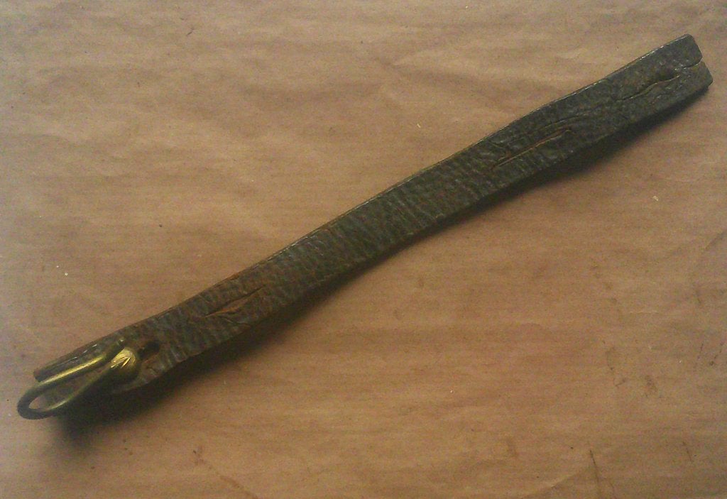 Bélière suspente de ceinturon de cavalerie belge 1863-1894, Envoi, Armée de terre, Épée ou sabre