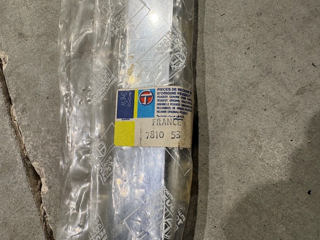 Sierlijst achterbumper Peugeot 605 phase 1 NIEUW   7810.53, Ophalen of Verzenden, Nieuw, Peugeot, Bumper