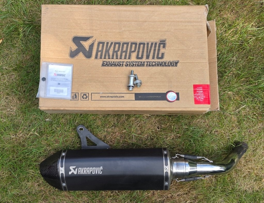Akrapovic Vespa GTS Black Edition, Motoren, Ophalen of Verzenden, Zo goed als nieuw