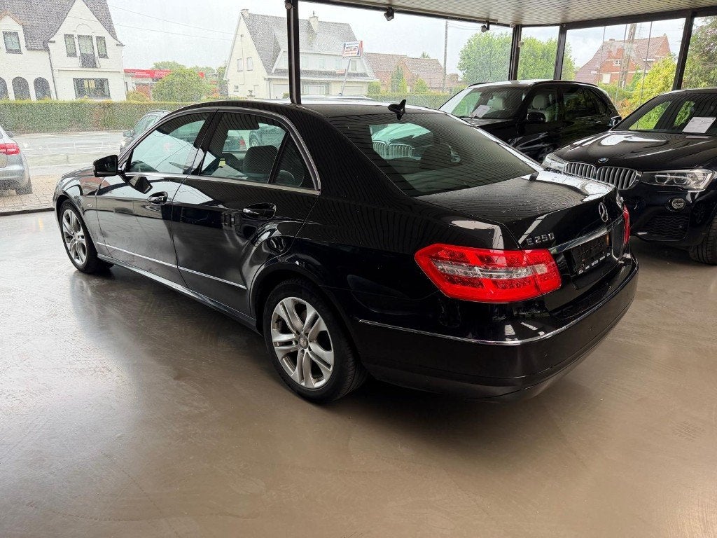 Mercedes E250 CDI AVANTGARDE *XENON*LEDER*NAVİ, Autos, Euro 5, Achat, 4 portes, Entreprise