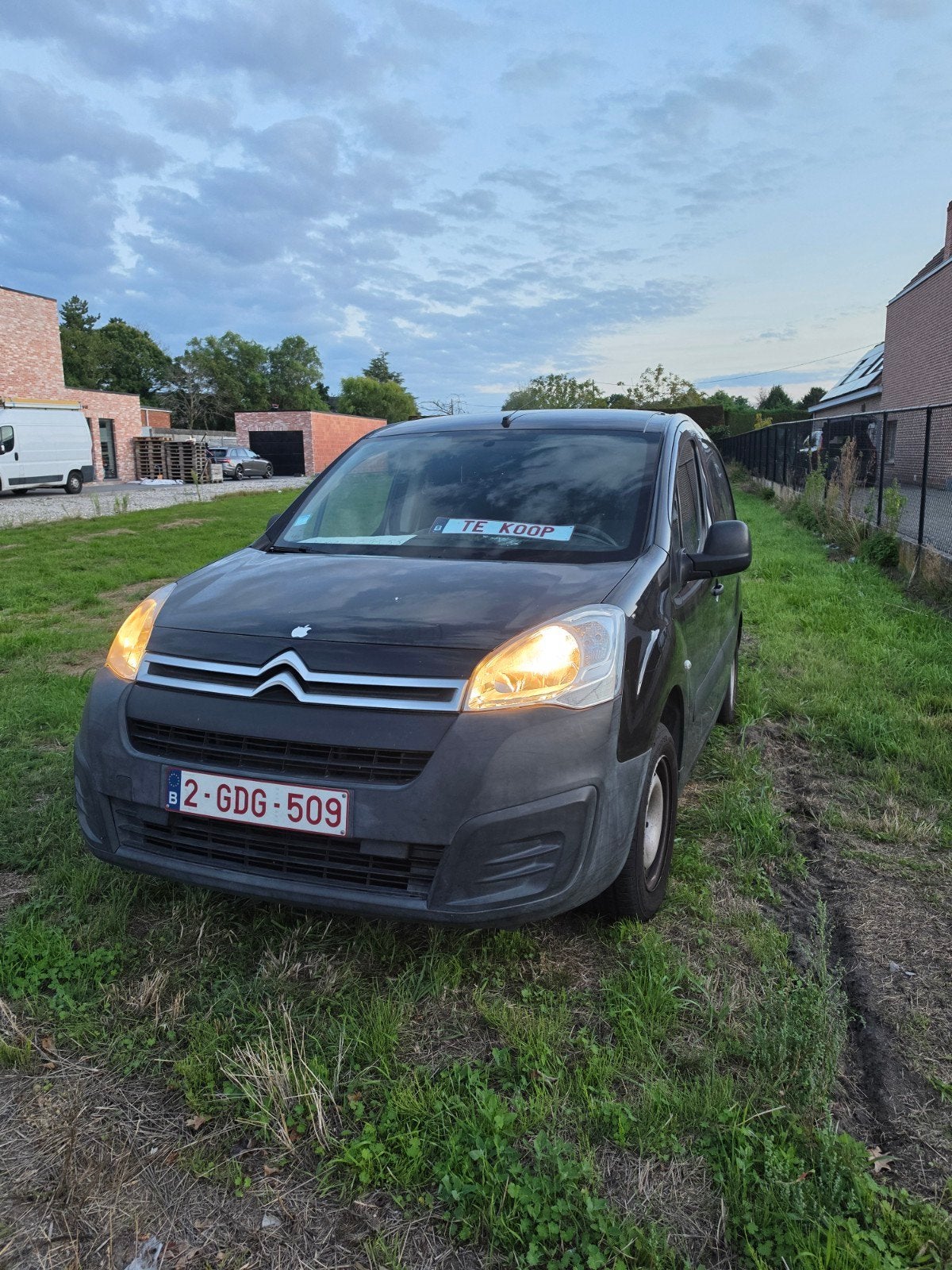 citreon berlingo 1.6 benzine 126.000 km geen airco, Auto's, Berlingo, Handgeschakeld, Particulier, Te koop