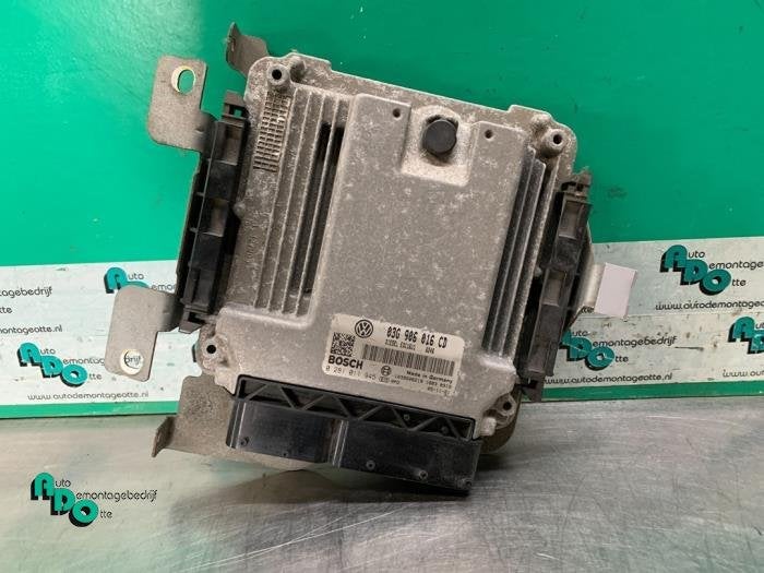 Computer Motormanagement van een Volkswagen Touran (Touran 0, Gebruikt, -, Volkswagen, -