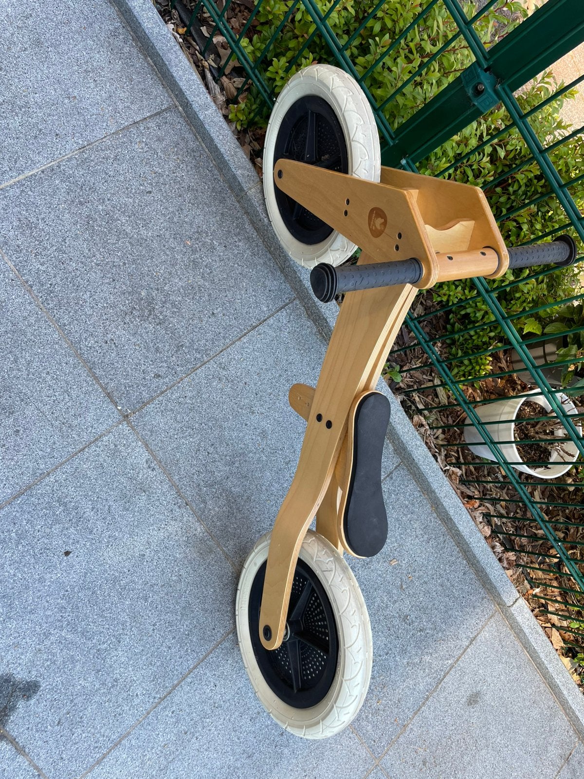 Draisienne Wishbone en bois, Enlèvement, Comme neuf