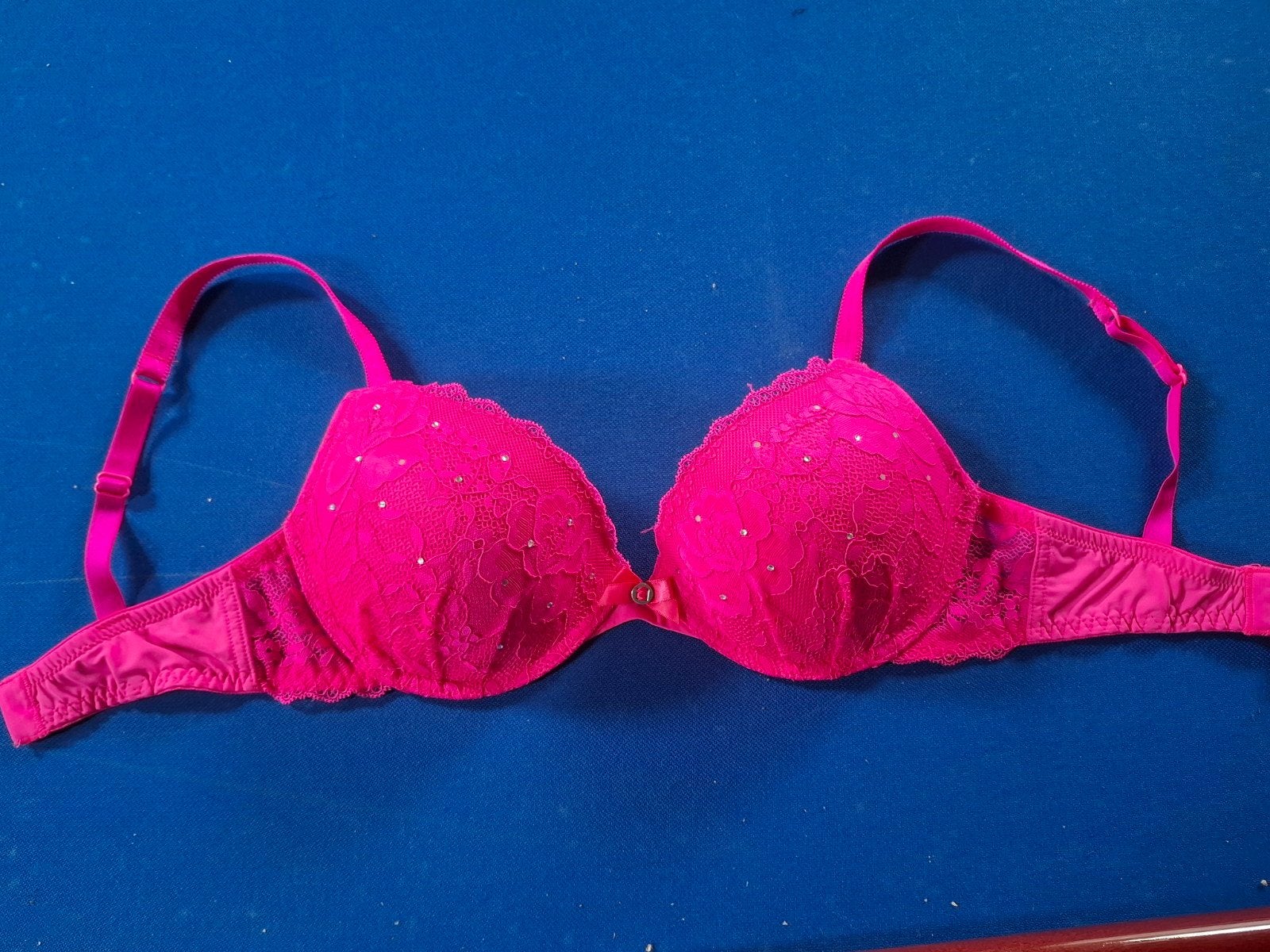 bh, Vêtements | Femmes, Sous-vêtements & Lingerie, Enlèvement ou Envoi, Rouge, Soutien-gorge