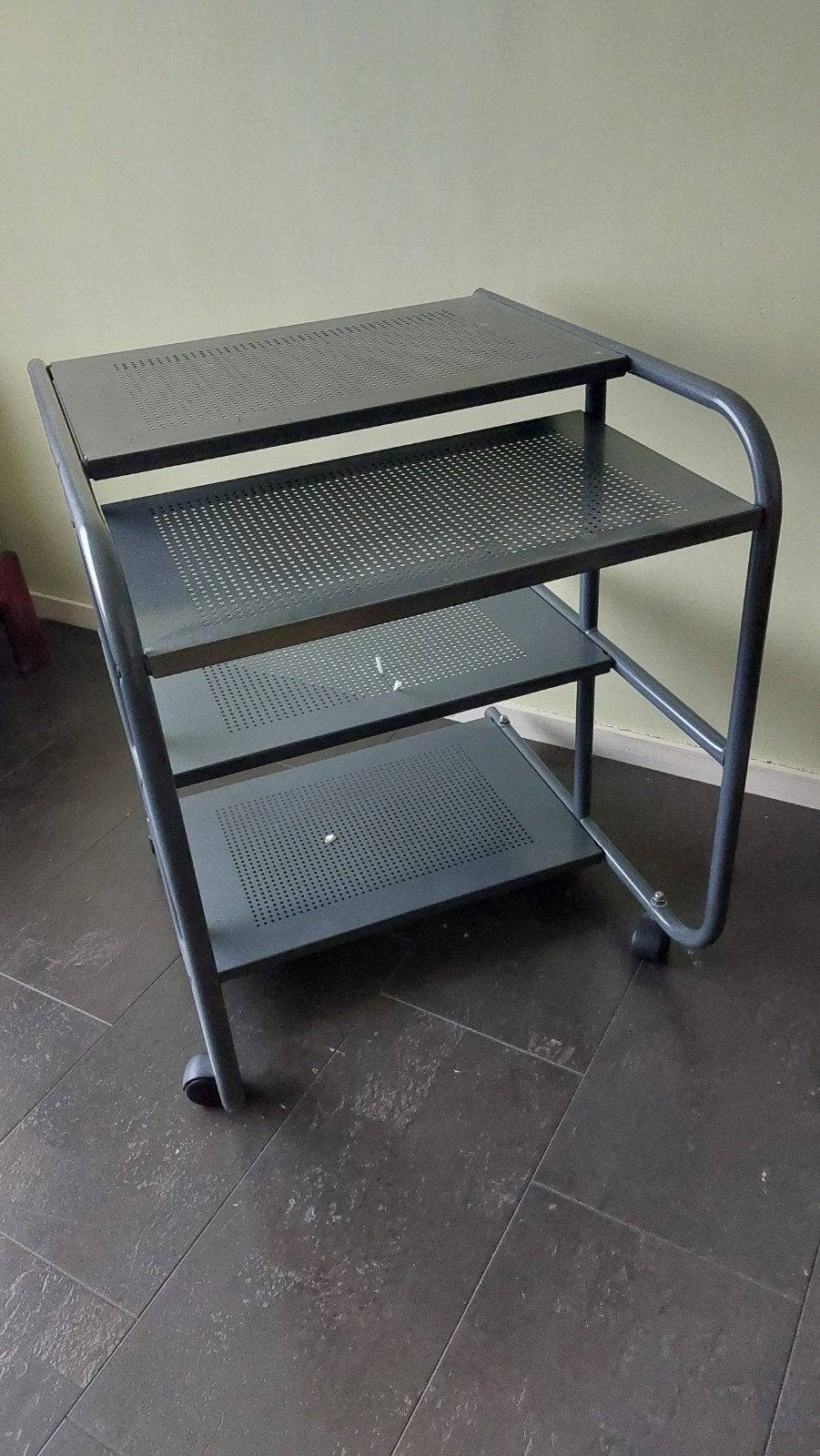 Metalen computertafel/trolley op wielen – industrieel design, Industriel, Enlèvement, Gris