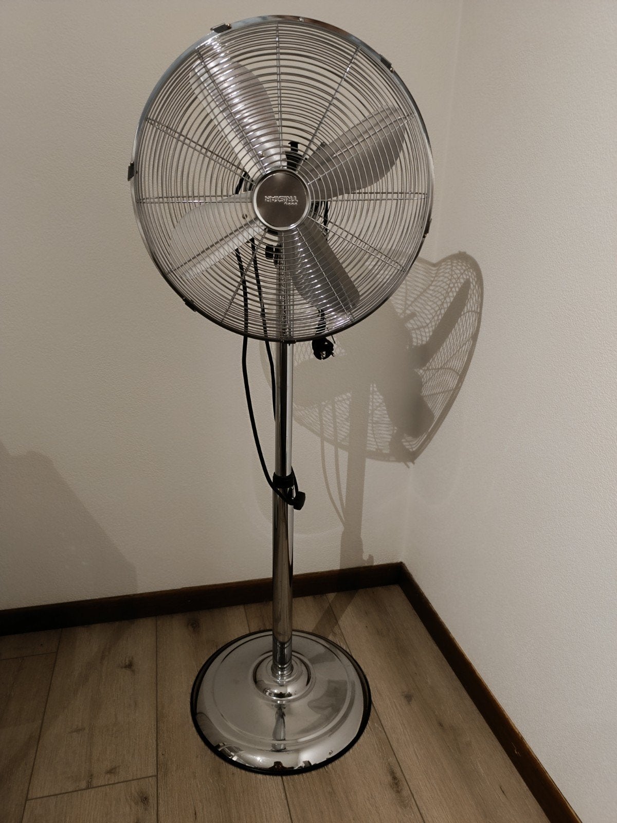 À vendre : Ventilateur électrique, Electroménager, Enlèvement, Utilisé, Ventilateur de trépied