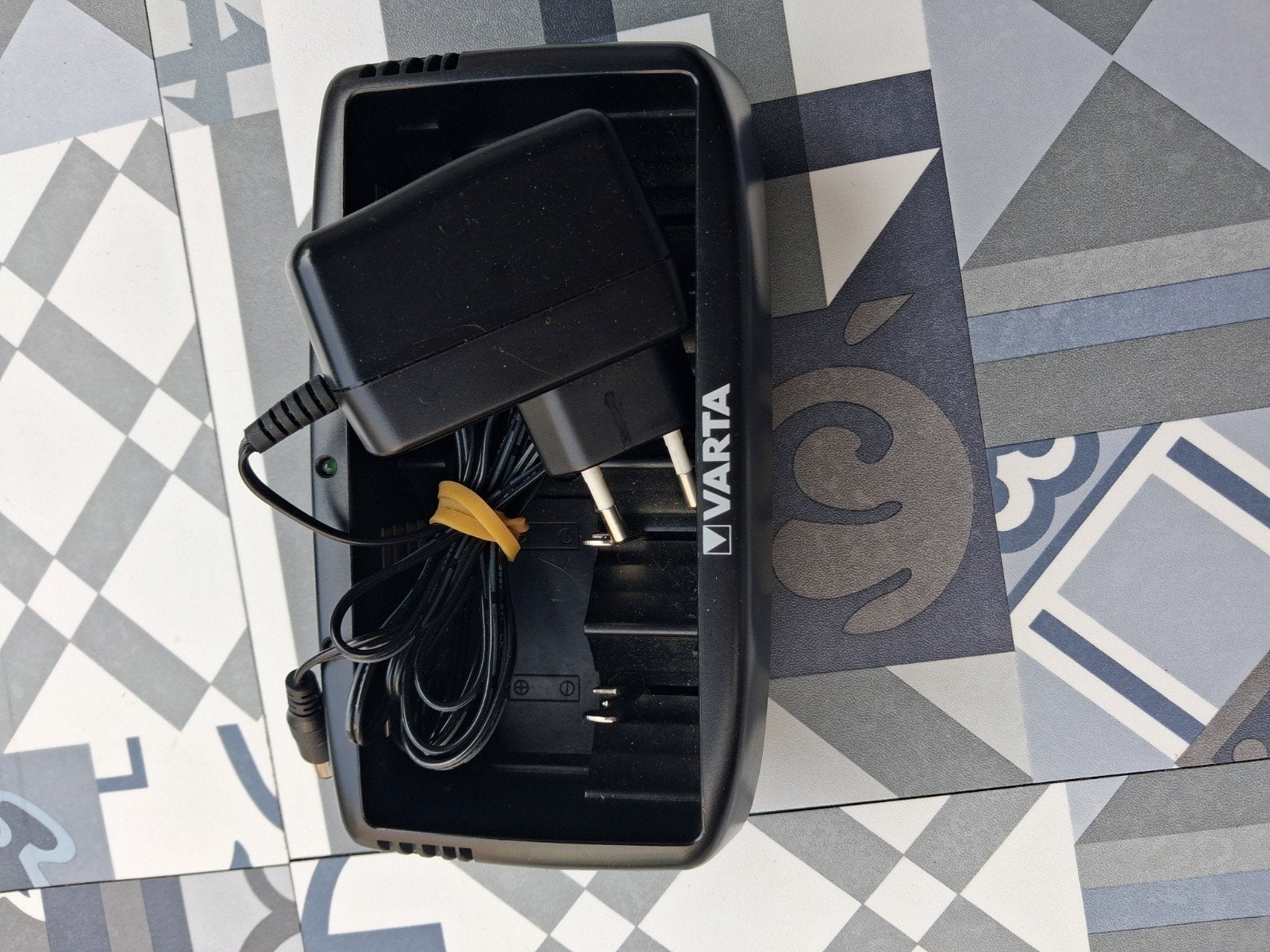 Vakta oplaadstation, Enlèvement