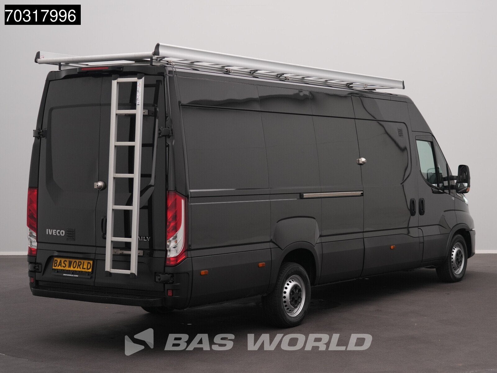Iveco Daily 35S14 Automaat L3H2 LED Navi Airco Cruise Camera, Autos, Camionnettes & Utilitaires, Achat, Euro 6, Entreprise, Diesel