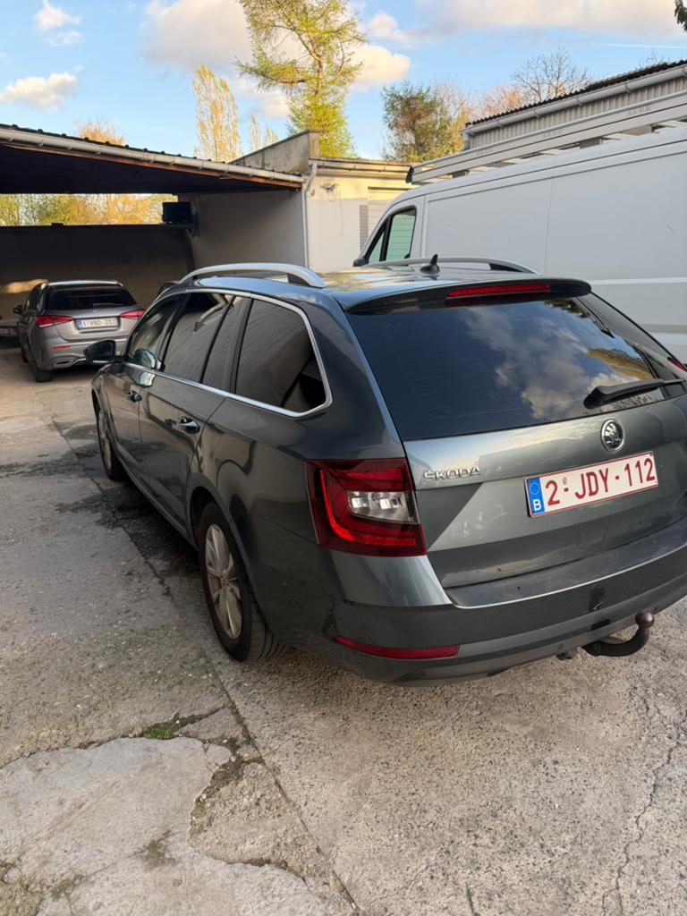 Skoda octavia 2019 automatique, Autos, Achat, Euro 6, Automatique, Particulier