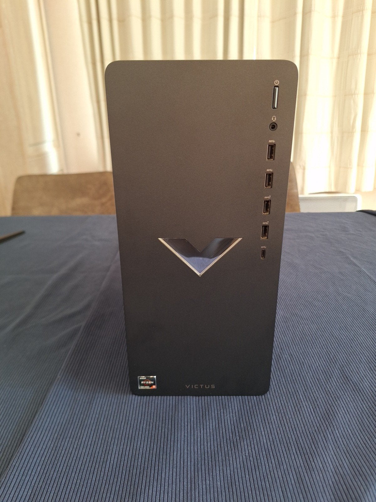 Ordinateur de jeu HP Victus | RX 6600 XT | Ryzen 5, Avec carte vidéo, 4 Ghz ou plus, HP, SSD