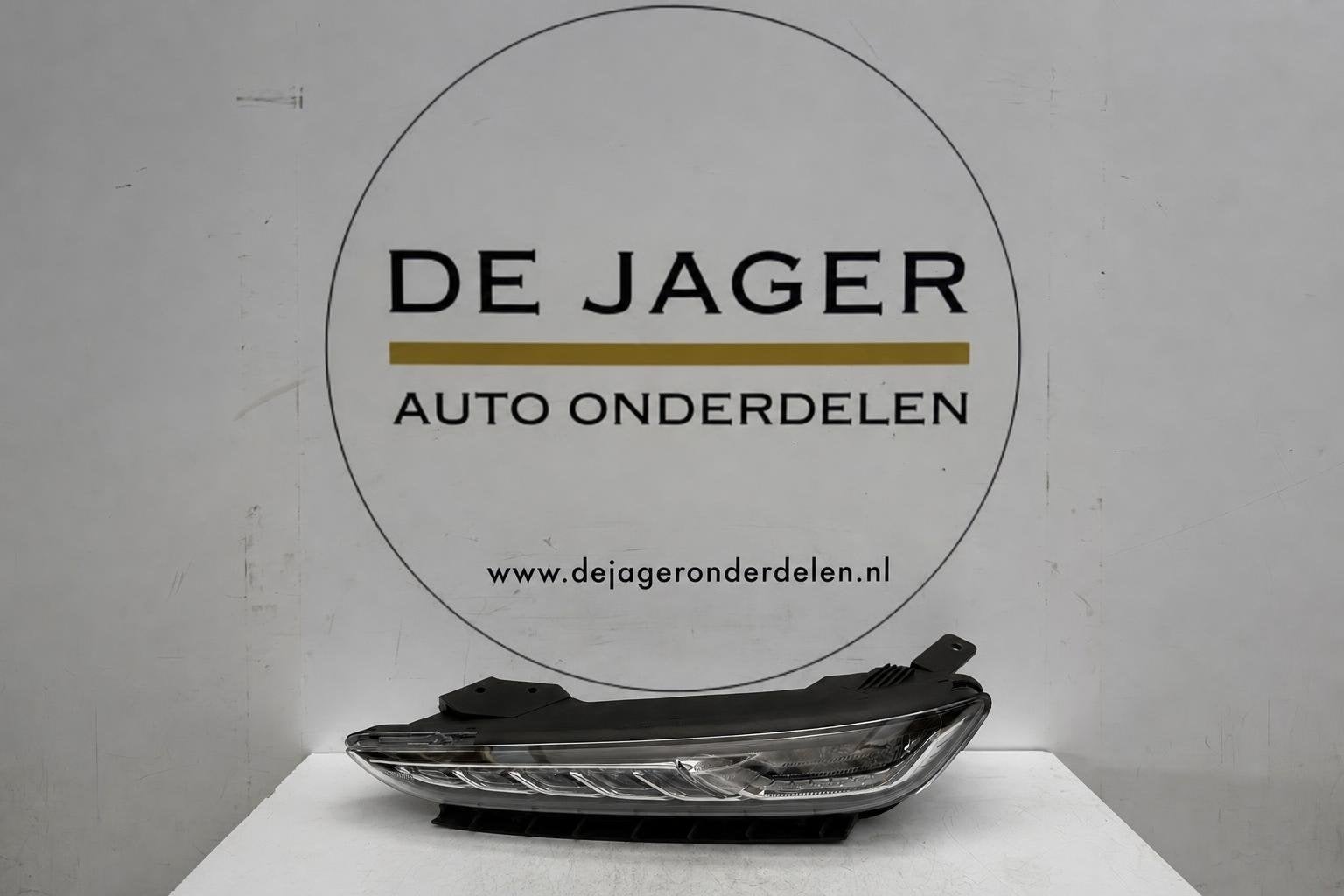 Phare avant gauche LED Citro n C4 Picasso B78 FL 9816714880, Citroën, Stellantis N.V., Utilisé, Taurusavenue 1
2132 LS  Hoofddorp, NL