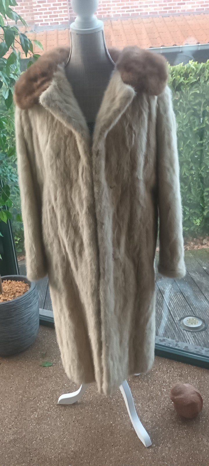 mooie pelzen jas,zo heel goed onderhouden,bijna niet gedrage, Kleding | Dames, Beige, Zo goed als nieuw, Jacquet anvers, Ophalen