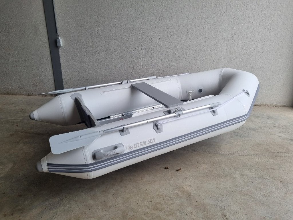 Nouveau Coralsea (Zodiac / Highfield) 290 Dinghy, Sports nautiques & Bateaux, Neuf, Autres marques, Pompe, Bois