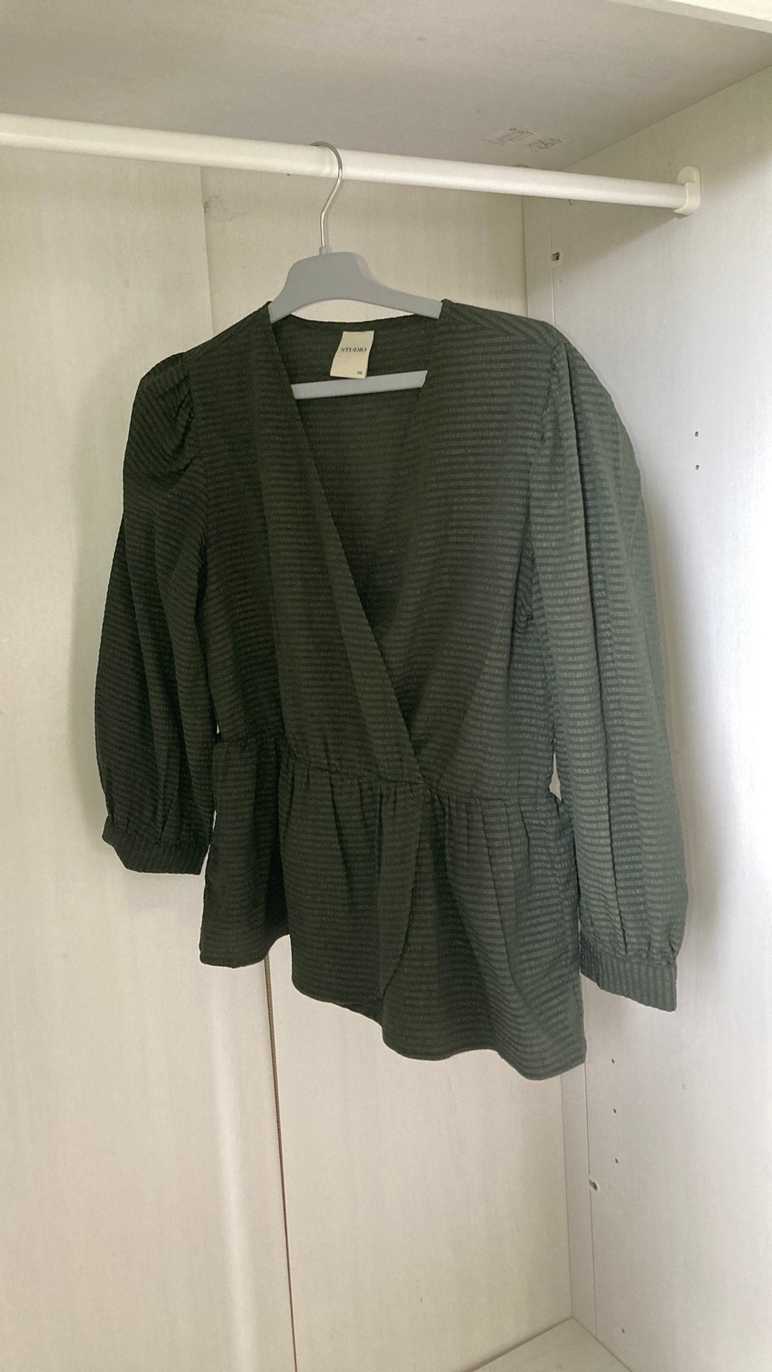 Blouse voor dames, Kleding | Dames, Ophalen of Verzenden, Zo goed als nieuw, Maat 34 (XS) of kleiner, Groen