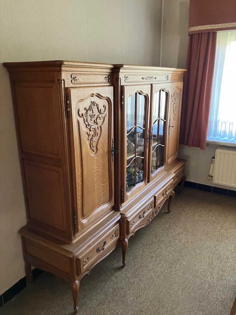 Eiken eetkamer, Ophalen