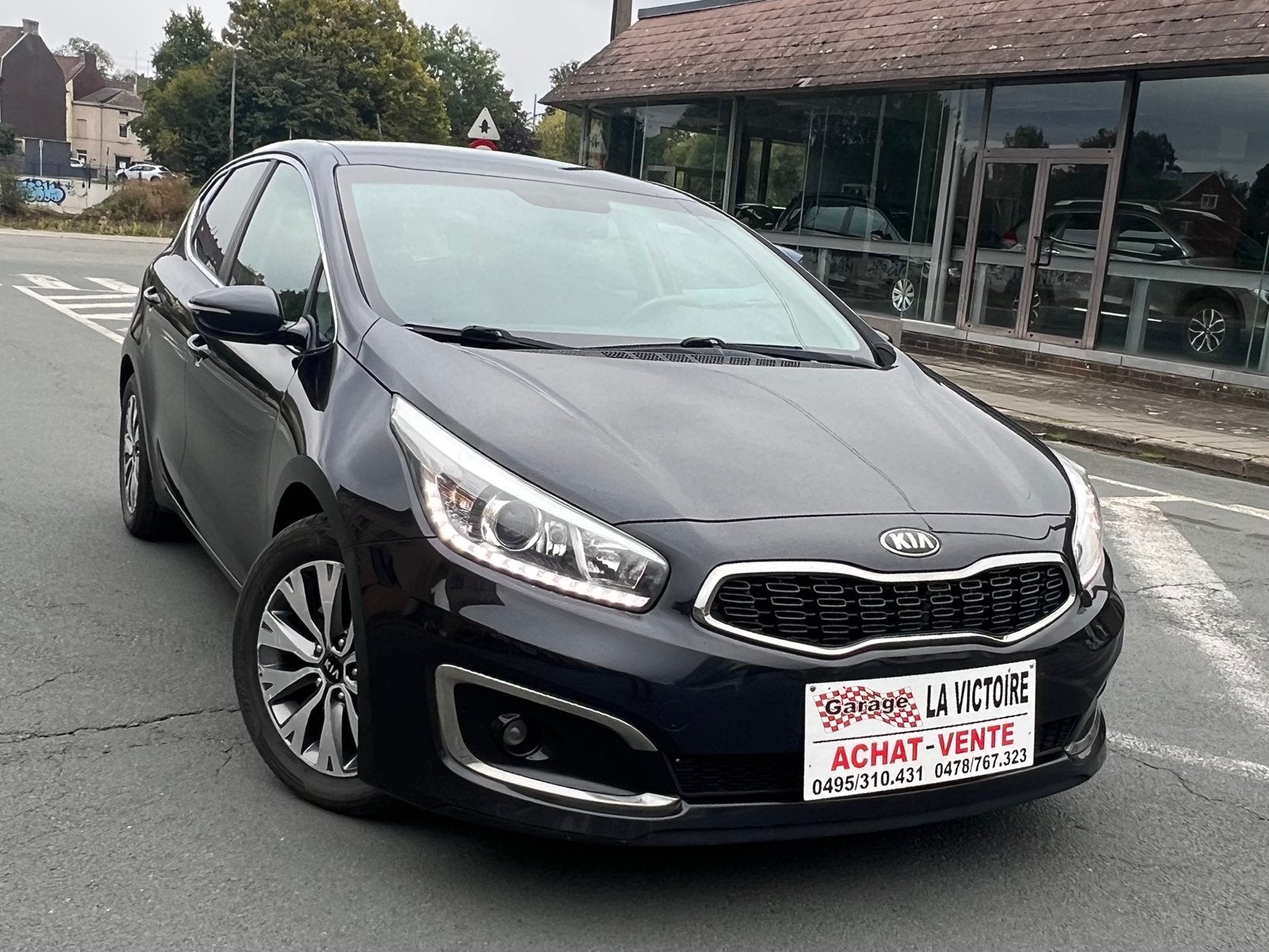 KIA Ceed 5 PORTES 1.6 CRDi 172000km 2016 année 0032478767323, Argent ou Gris, Achat, Euro 6, Entreprise