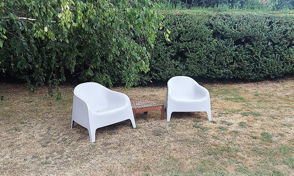 2 fauteuils de jardin avec 1 table basse, Salons de jardin, Comme neuf, Synthétique, Enlèvement