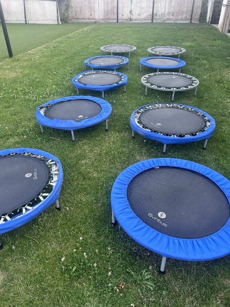 Mini trampoline + materiaal voor buikspieren, Ophalen, Gebruikt, Benen, Overige typen