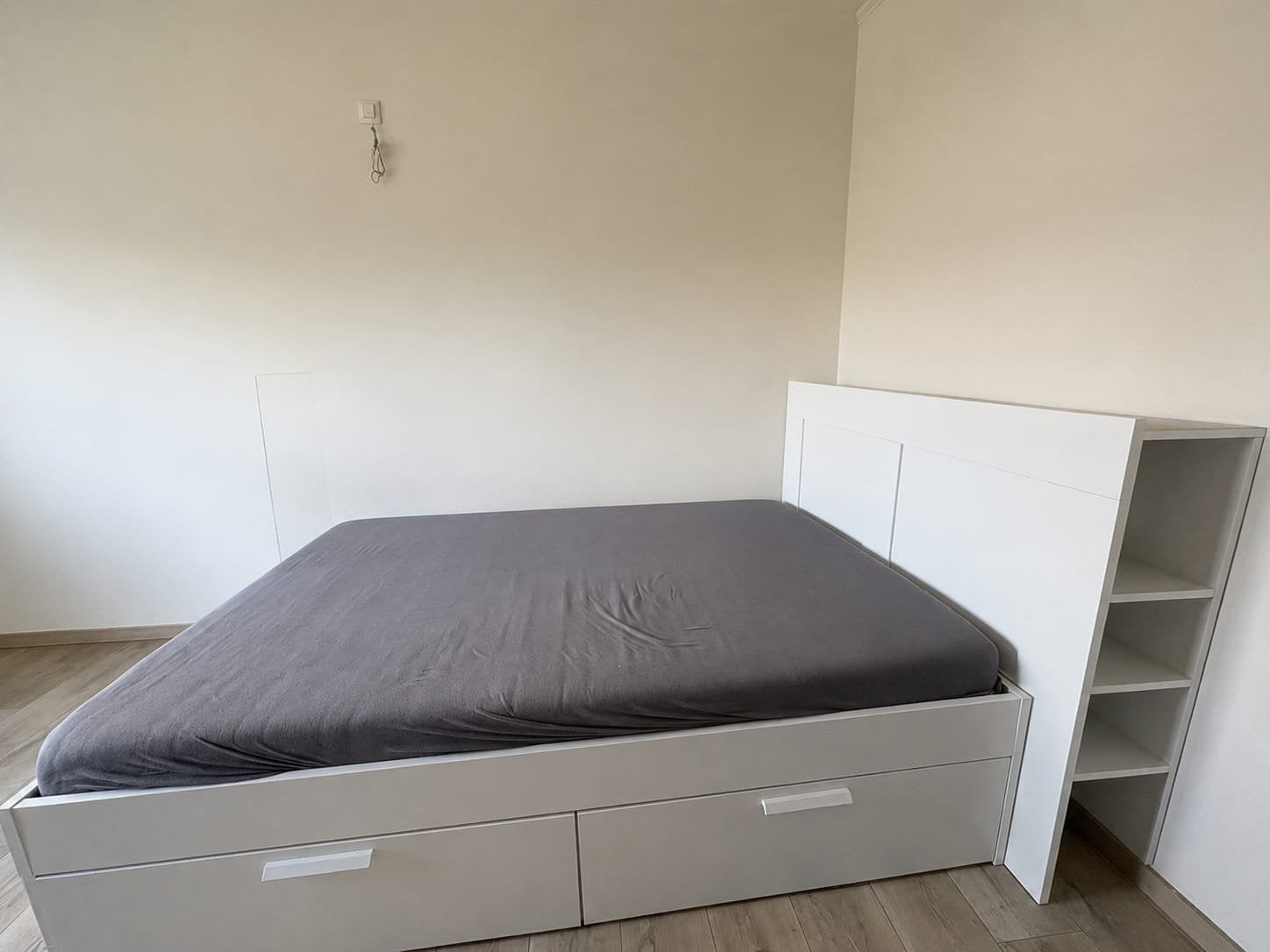 Ikea BRIMNES Bedframe met opberger en bedeinde, Ophalen, Zo goed als nieuw, Wit