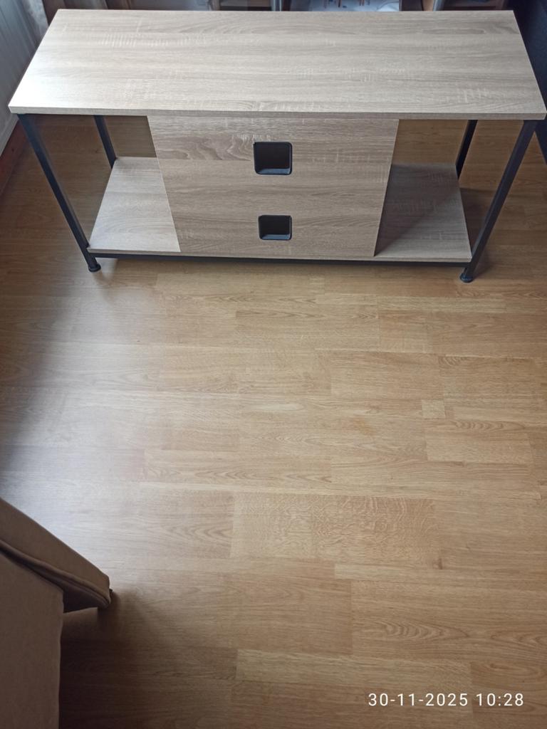 Tv kast, Ophalen
