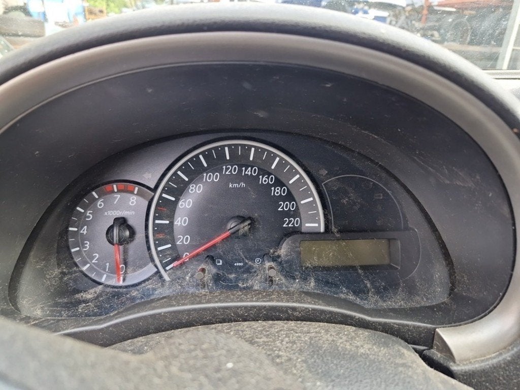 COCKPIT Nissan Micra (K13) (01-2010/03-2017), Gebruikt, Germany@nissan-services.eu, Kronenweg 38
50389  Wesseling, DE, Nissan
