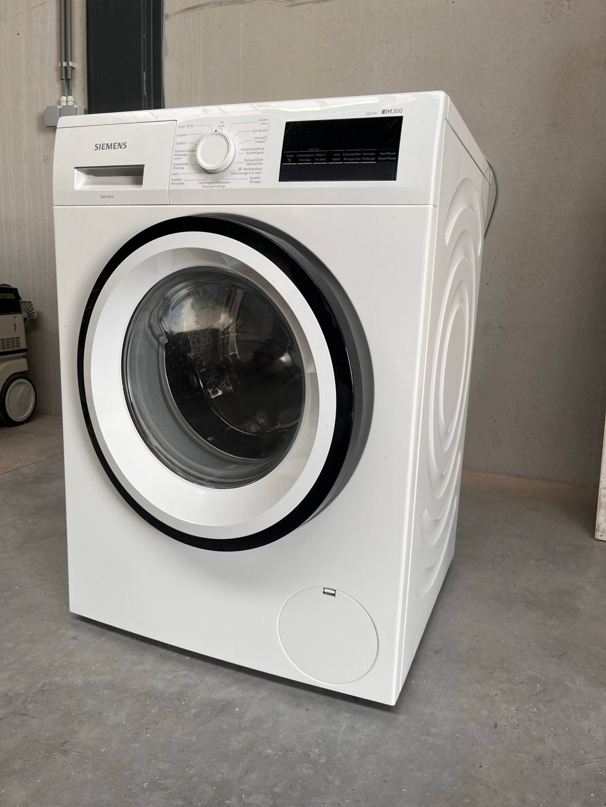 Machine à laver Siemens iQ300 — 8 kg — 1400 tr/min, Electroménager, 8 à 10 kg, Enlèvement, Comme neuf, Programme lavage à la main